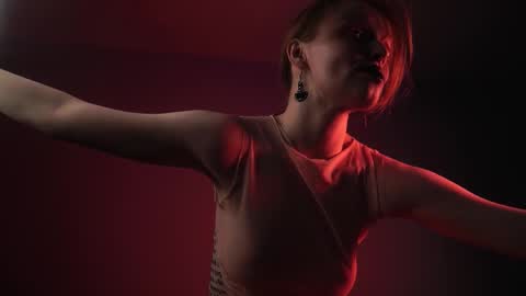        im expecting 350 thumbs up on my altar   online show from February 2025 04:28:02 AM