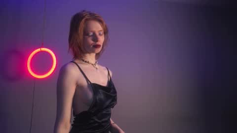        im expecting 350 thumbs up on my altar   online show from September 2025 10:20:01 PM