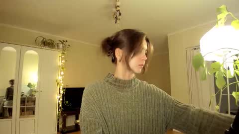 Snapshot of gingerbread__house chatting on October 2025 04:07:02 PM Vasilisa online show from October 2025 04:07:02 PM