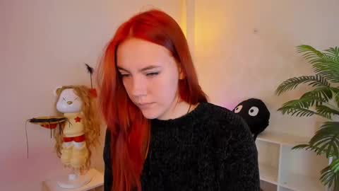 gingerr_pie online show from October 2025 06:41:02 PM