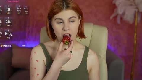 Snapshot of gingerrpink chatting on June 2026 01:06:02 PM Ginger Pink online show from June 2026 01:06:02 PM