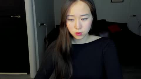 Ginny online show from March 2025 06:29:01 PM