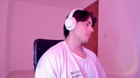 GioRusso online show from November 2025 08:18:01 PM