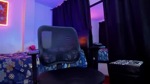 GIOMAR REYES online show from February 2025 03:07:01 AM