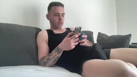 gionnylove online show from April 2026 09:41:02 AM