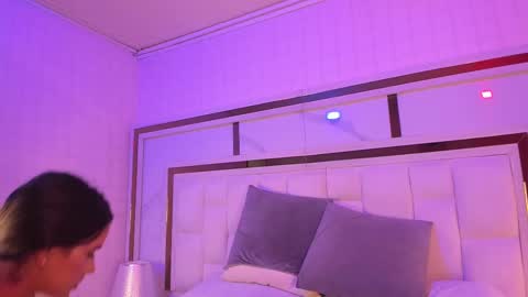 giorgia online show from February 2025 03:01:02 AM