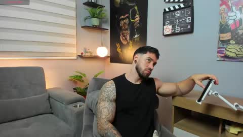 Giorgio leone online show from June 2026 12:05:02 AM