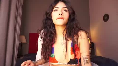 Snapshot of giovanna_oliveira chatting on July 2026 06:47:02 AM Giovanna online show from July 2026 06:47:02 AM