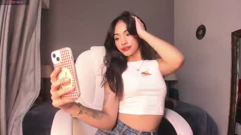 Snapshot of giovanna_oliveira chatting on July 2026 05:49:02 AM Giovanna online show from July 2026 05:49:02 AM