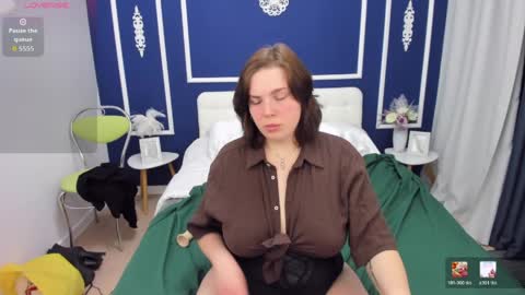 Giovana online show from April 2026 06:55:02 AM