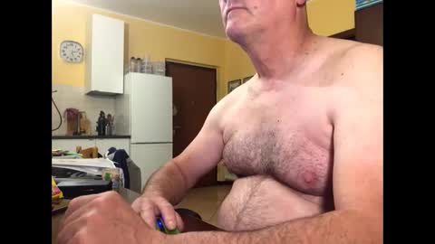 Snapshot of giovanni_1964 chatting on May 2026 03:12:02 AM giovanni_1964 online show from May 2026 03:12:02 AM