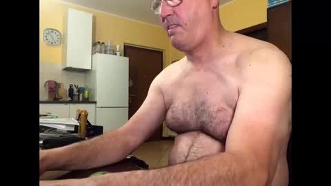 Snapshot of giovanni_1964 chatting on May 2026 02:53:02 AM giovanni_1964 online show from May 2026 02:53:02 AM