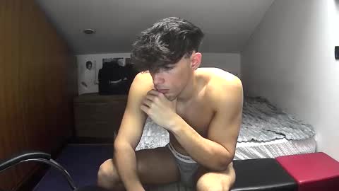 giovyyx online show from November 2025 01:55:02 PM