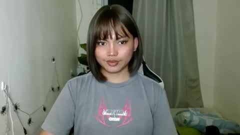 YOUR GIRL AXIE online show from November 2025 10:13:02 AM