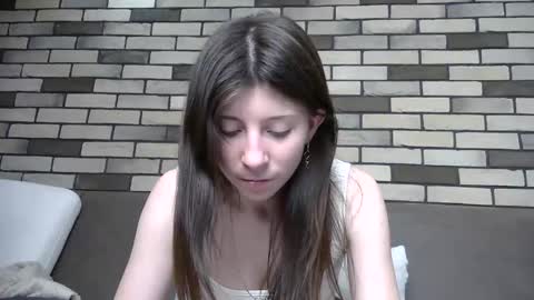 Snapshot of girl_cute007 chatting on May 2026 06:58:01 PM girl_cute007 online show from May 2026 06:58:01 PM