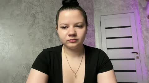 Snapshot of girl_cute07 chatting on June 2026 06:49:01 PM girl_cute07 online show from June 2026 06:49:01 PM