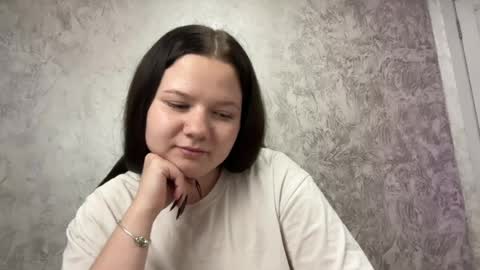 Snapshot of girl_cute07 chatting on July 2026 05:55:01 PM girl_cute07 online show from July 2026 05:55:01 PM
