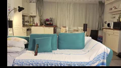 Girlfriend online show from November 2025 04:27:01 PM