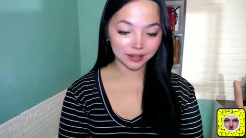 Rhaine online show from March 2026 05:52:02 PM