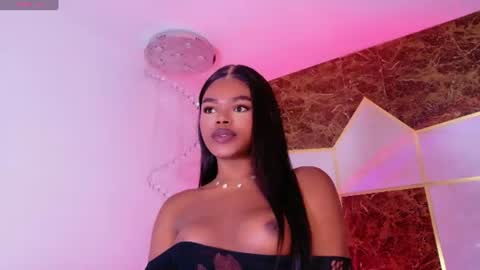 Snapshot of gisela_valencia chatting on June 2026 02:30:02 PM gisela_valencia online show from June 2026 02:30:02 PM