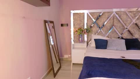     online show from September 2025 11:32:01 AM