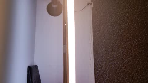     online show from October 2025 10:25:01 AM