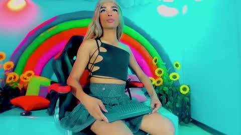 Gisel online show from January 2025 09:04:02 PM