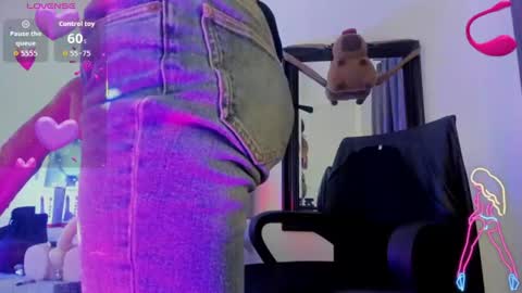 gisell taylor online show from June 2026 12:08:01 PM