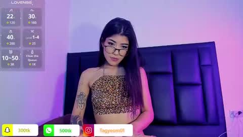 Snapshot of giselleblare chatting on January 2025 05:44:02 AM giselleblare online show from January 2025 05:44:02 AM