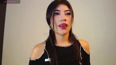 Snapshot of giselleblare chatting on February 2025 09:06:02 AM giselleblare online show from February 2025 09:06:02 AM