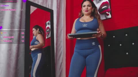 Gissell Saenz online show from January 2025 01:09:02 AM