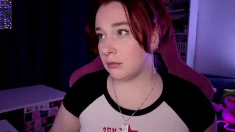 Snapshot of gitera_ chatting on July 2026 09:25:02 PM AlexaMillis online show from July 2026 09:25:02 PM
