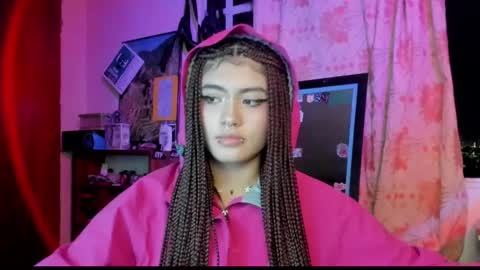 Snapshot of giulietta_mon chatting on December 2024 07:04:02 AM Giulietta online show from December 2024 07:04:02 AM