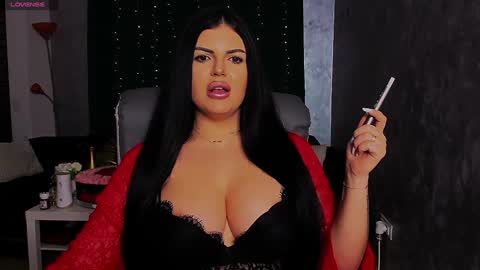 Giulia online show from January 2025 01:04:01 AM