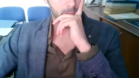 giuseppevai1 online show from October 2025 09:08:02 AM