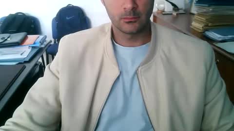 giuseppevai1 online show from May 2026 09:05:01 AM