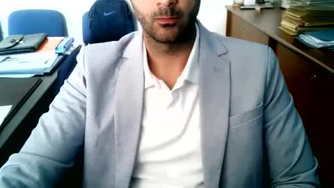 giuseppevai1 online show from May 2026 03:06:01 PM