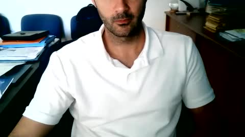 giuseppevai1 online show from June 2026 09:47:02 AM