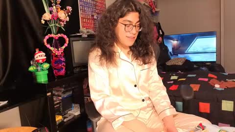 glaceon9 online show from March 2025 07:10:01 AM