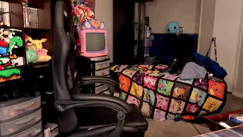 glaceon9 online show from November 2025 01:17:02 AM