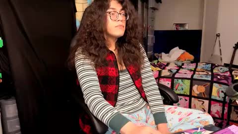 glaceon9 online show from November 2025 07:01:01 AM