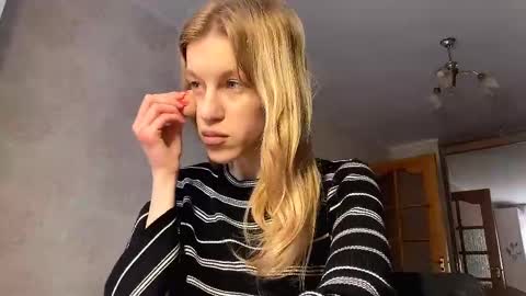 gladyswigg online show from April 2026 09:07:01 AM