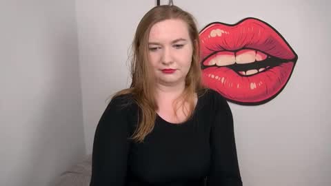 Nikki online show from November 2025 04:25:01 PM