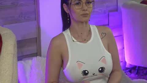 CharmingMom online show from February 2026 04:10:01 AM