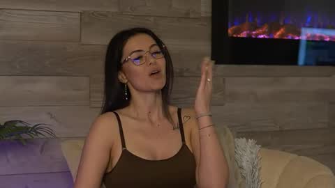 CharmingMom online show from May 2026 03:24:01 AM