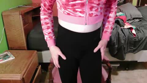 glam trans goddess online show from October 2025 01:28:02 AM