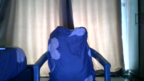 Snapshot of glane_ chatting on July 2026 04:54:01 AM James online show from July 2026 04:54:01 AM