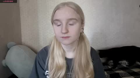 Laura online show from May 2026 09:05:02 AM