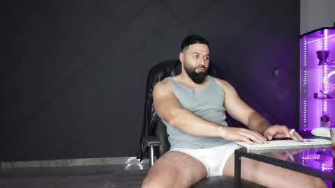 Snapshot of glennmasters chatting on April 2026 10:07:02 PM Matthew .. for short call me Matt online show from April 2026 10:07:02 PM