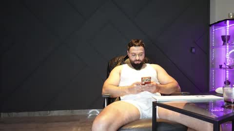 Snapshot of glennmasters chatting on April 2026 09:53:02 PM Matthew .. for short call me Matt online show from April 2026 09:53:02 PM